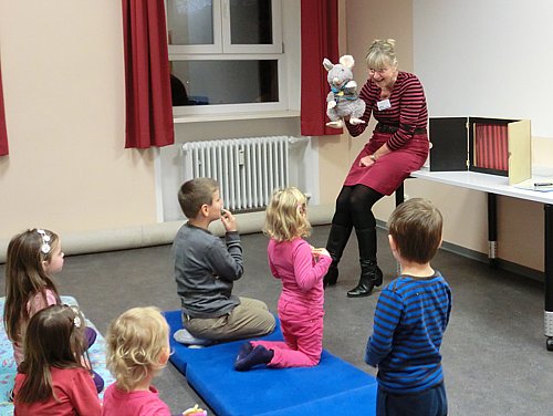 2013_12_17_lilalesestunde (1).JPG